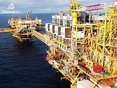 Pemex perdió 9.271 millones de euros en 2013, a la espera de que entre en vigor la reforma energética