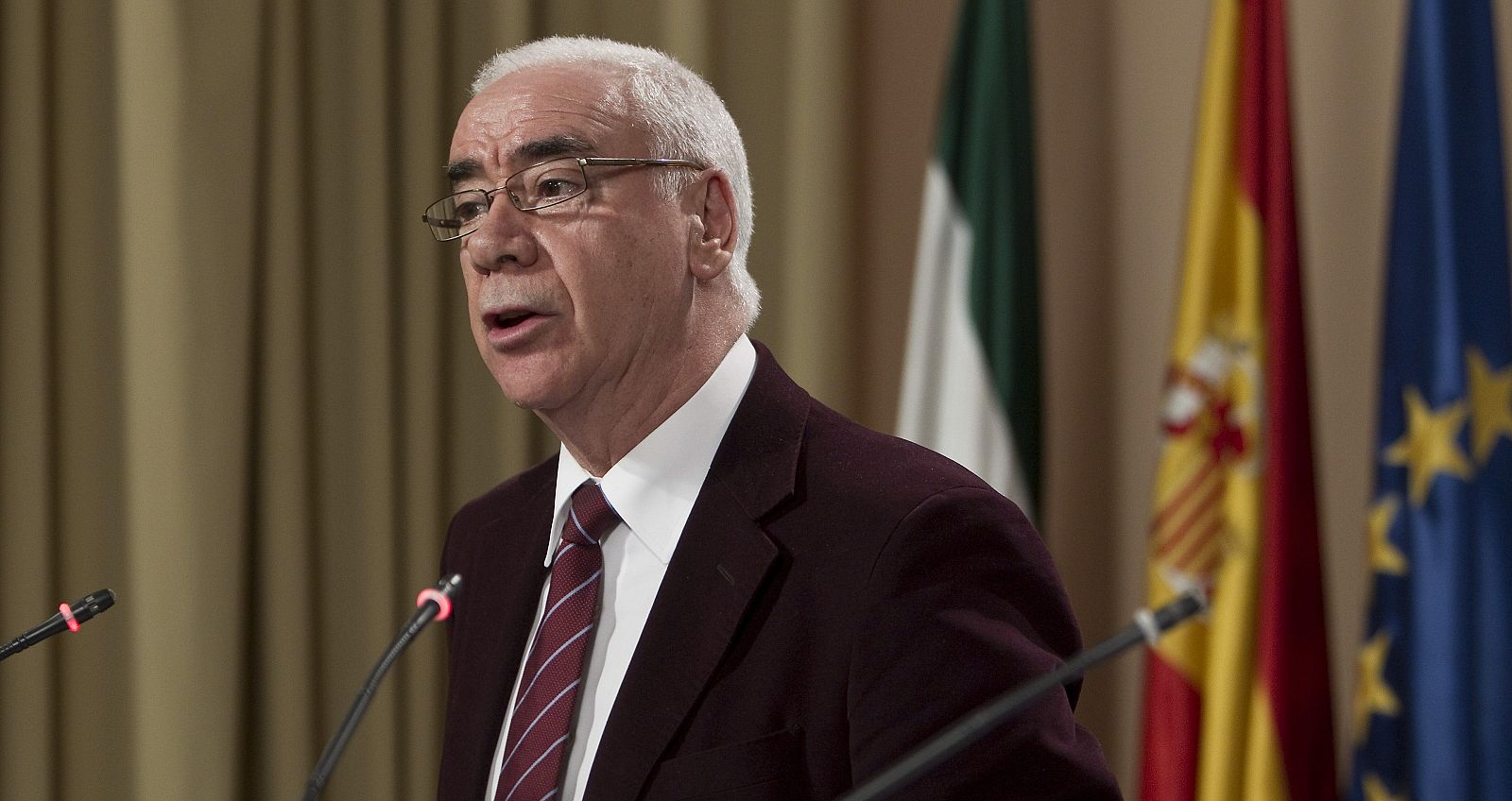 Andalucía recurre la Lomce que considera "nefasta" y "segregadora"