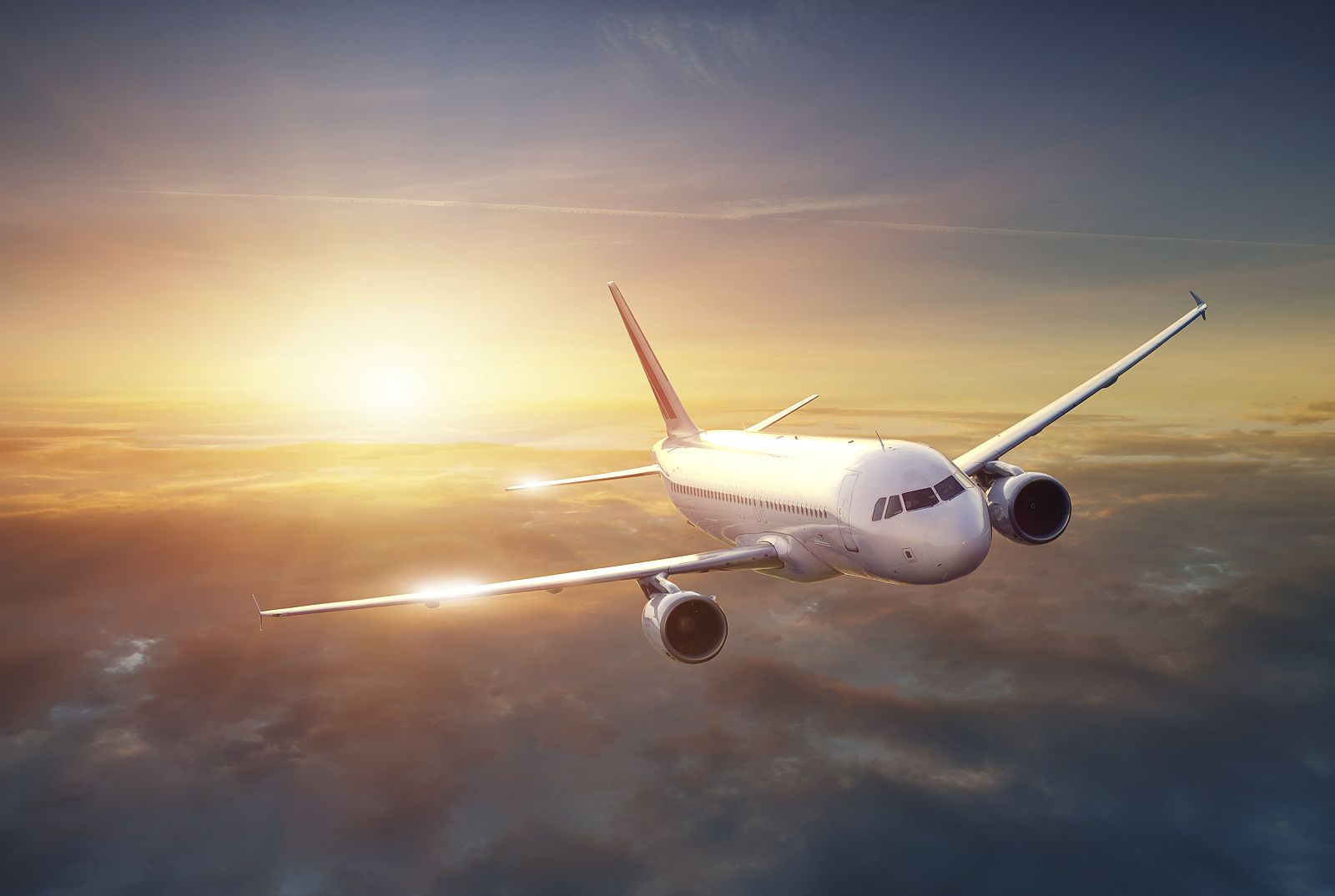 La UE aprueba aplicar la tasa a las emisiones de CO2 de los aviones únicamente a la parte de los vuelos que se produce dentro del espacio aéreo europeo