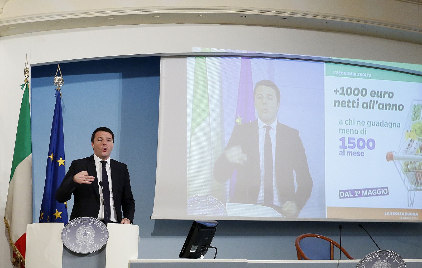 El primer ministro de Italia, Matteo Renzi, en una rueda de prensa tras la reunión del Consejo de Ministros