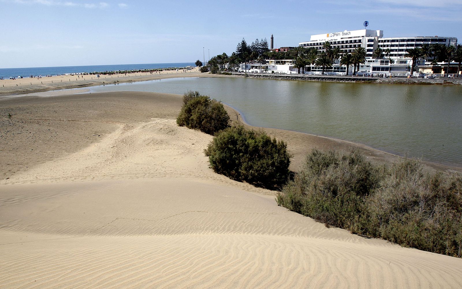 MASPALOMAS:EL DIFÍCIL EQUILIBRIO DEL OASIS RODEADO POR UNA POTENCIA TURÍSTICA