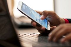 Ya hay tantas suscripciones a teléfonos móviles como habitantes en el planeta