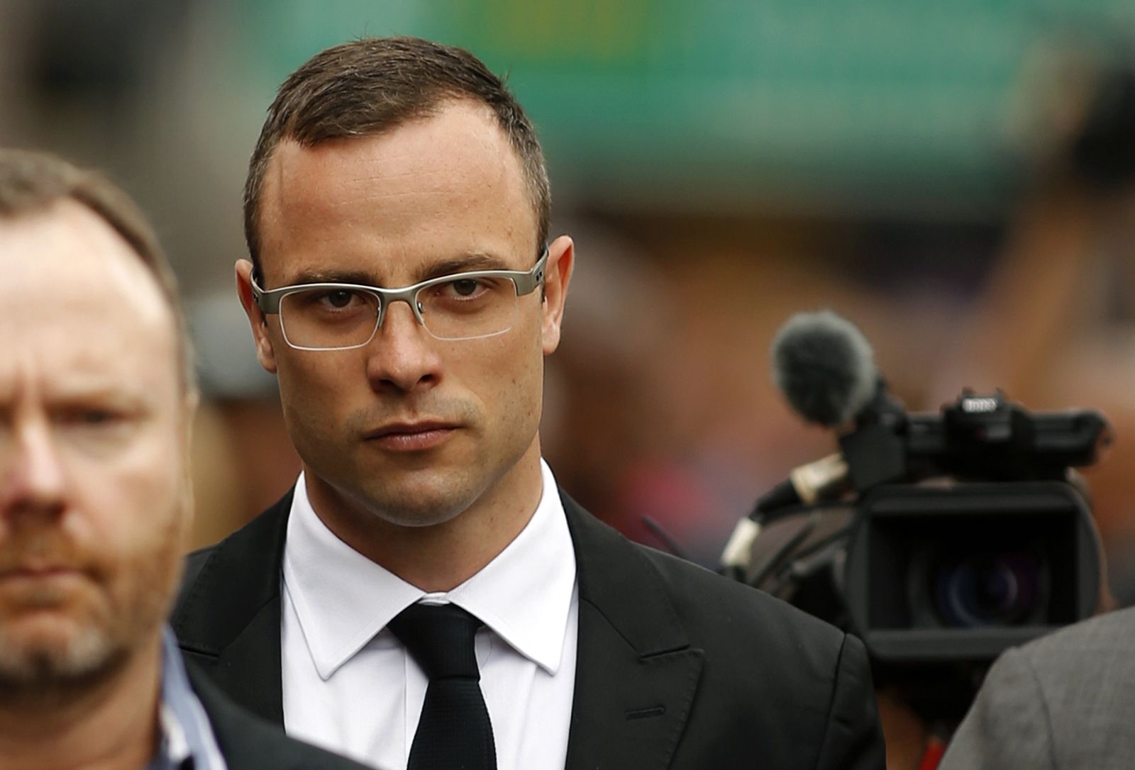 Pistorius arrives ahead of  his trial at North Gauteng High Court in Pretoria