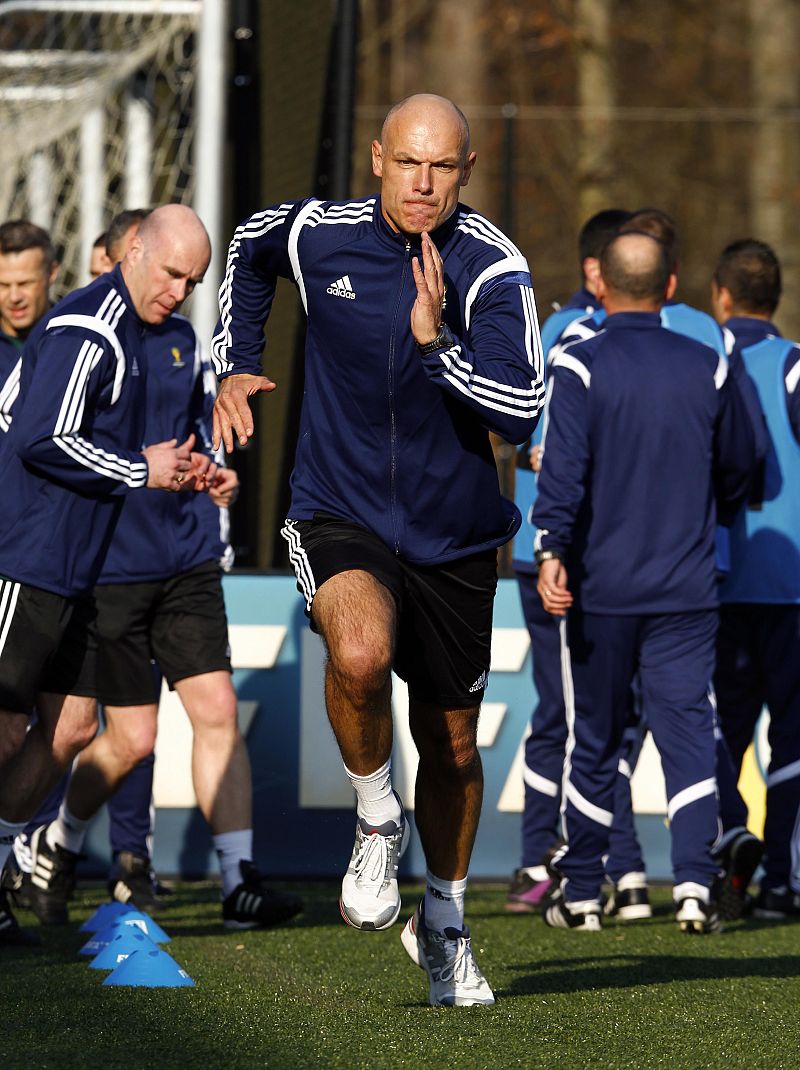 Howard Webb, un titán para el duelo de titanes
