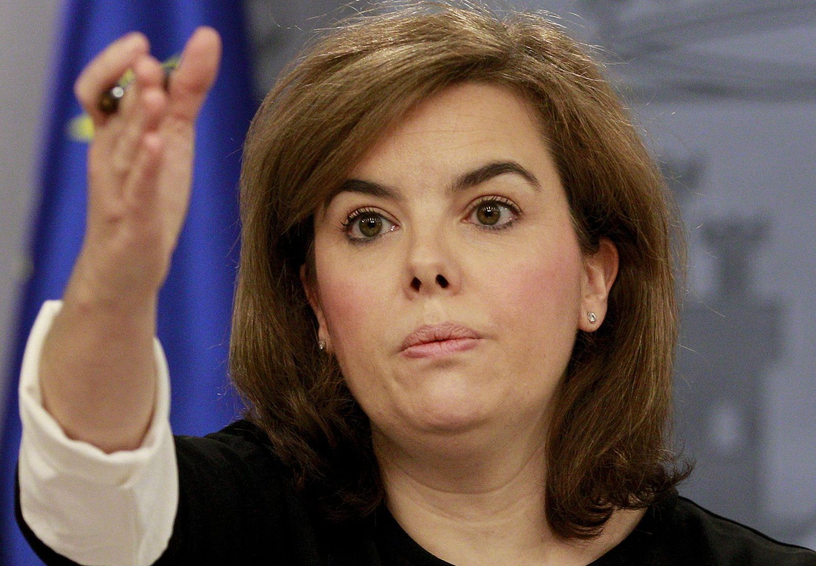 La vicepresidenta del Gobierno, Soraya Sáenz de Santamaría, durante la rueda de prensa posterior al Consejo de Ministros