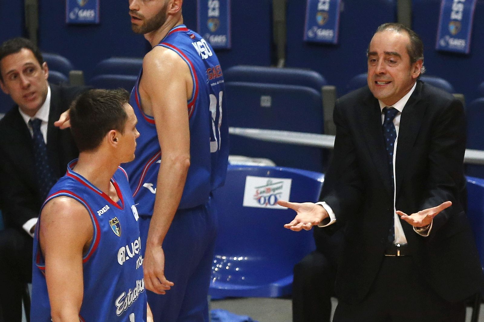 ESTUDIANTES - REAL MADRID