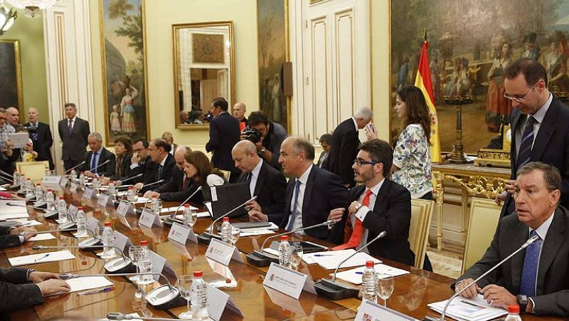 Los universitarios becados reciben este curso 300 euros menos de media que el anterior