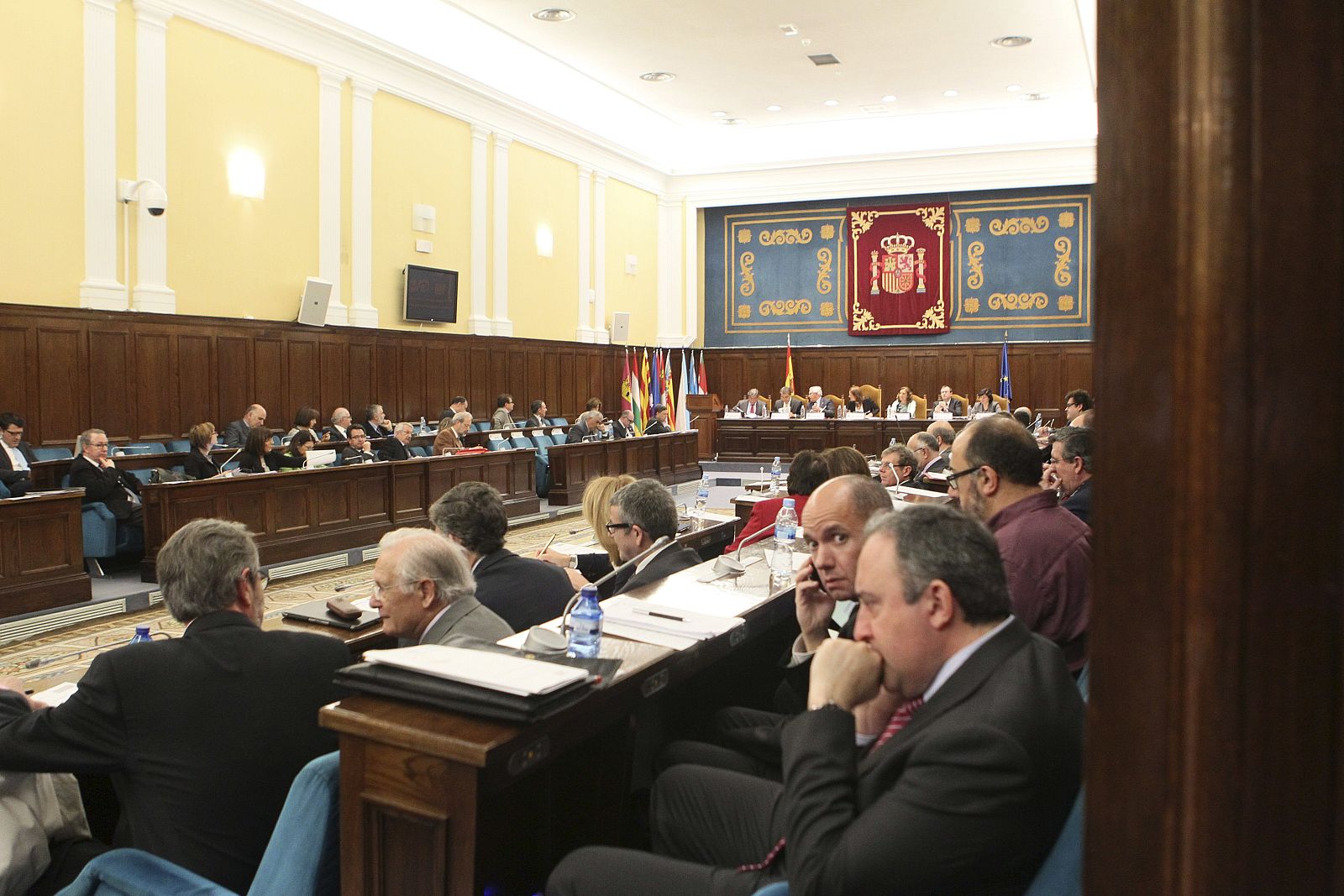 El Ministerio de Educación y los rectores de universidades mantienen sus discrepancias sobre el acceso a becas