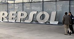 Repsol sale del capital de YPF al vender casi toda su participación en la petrolera argentina
