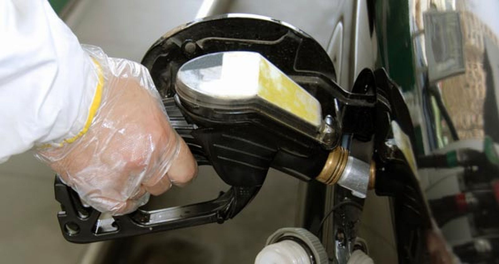 Repostaje en una gasolinera