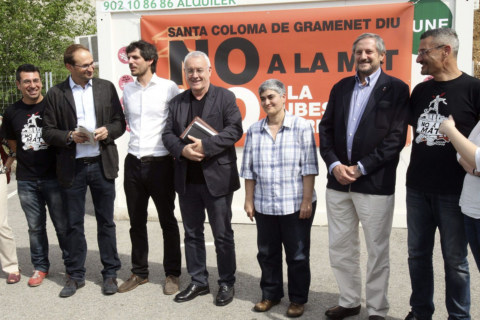 Visita de la Izquierda Plural a Santa Coloma de Gramenet en un acto electoral