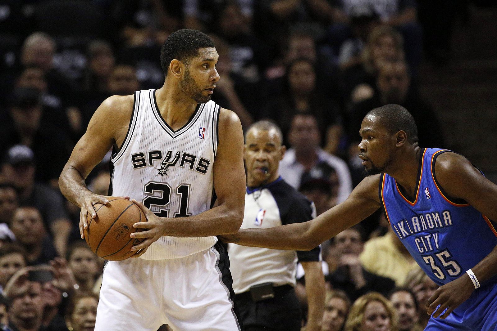 NBA: Playoffs-Oklahoma City Thunder at San Antonio Spurs