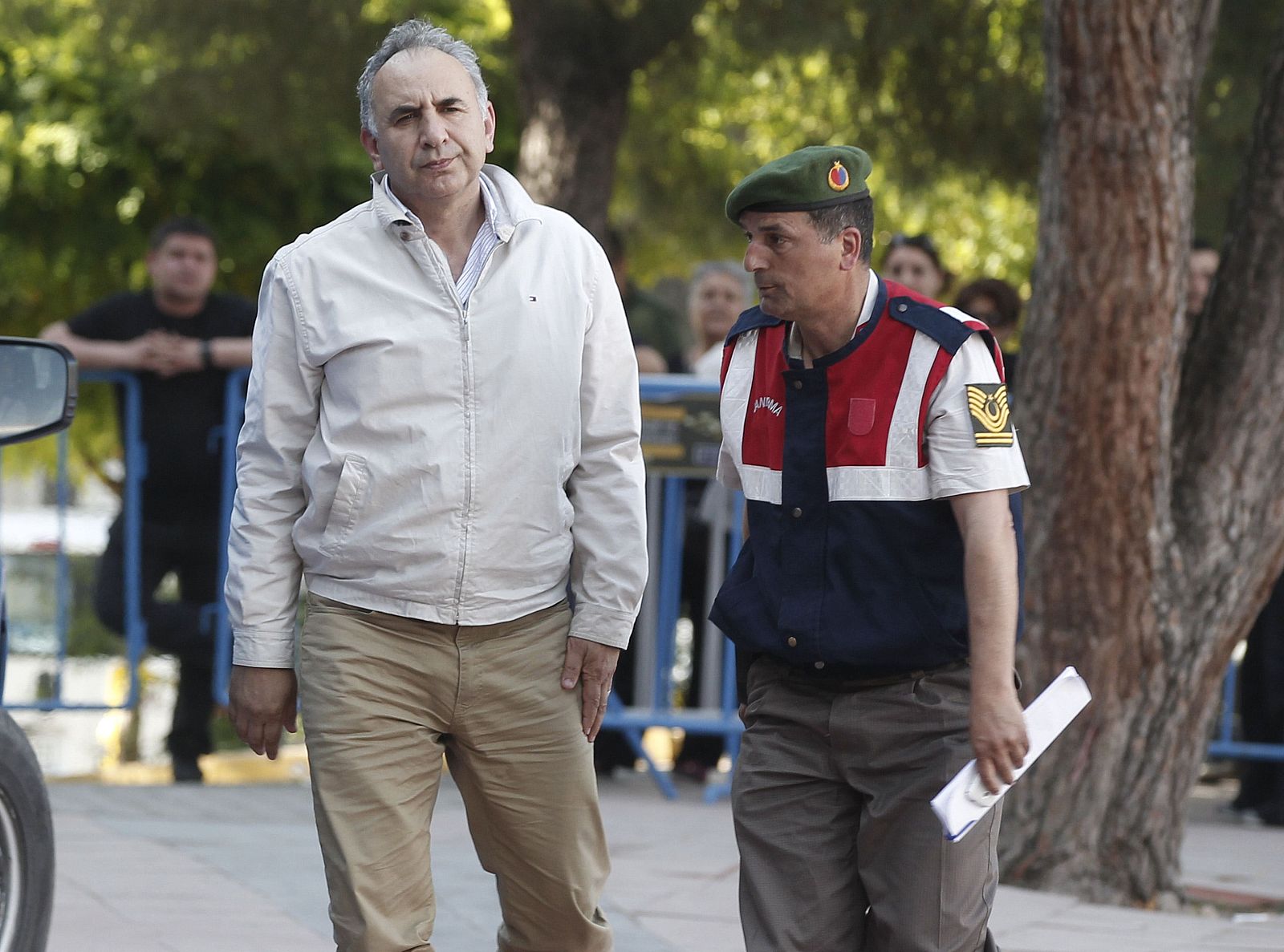 Ramazan Dogru, director general de la empresa propietaria de la mina de Soma (Turquía), llega al juicio por el accidente en el que murieron 301 mineros