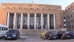 La Complutense paraliza indefinidamente el departamento que hacinó los cadáveres