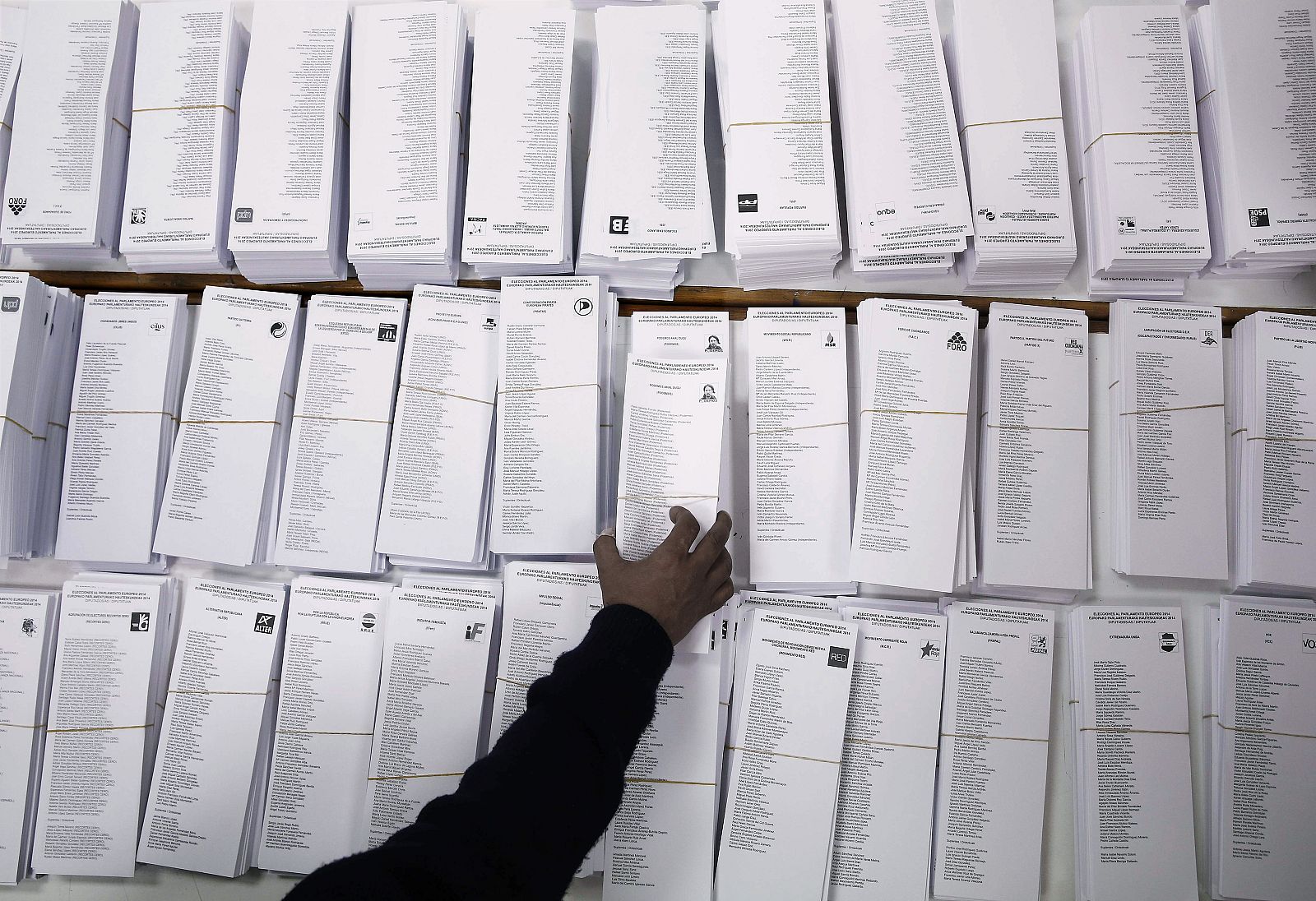 Los ciudadanos de los Veintiocho Estados miembros de la UE votan a sus representantes en el Parlamento Europeo hasta este domingo.