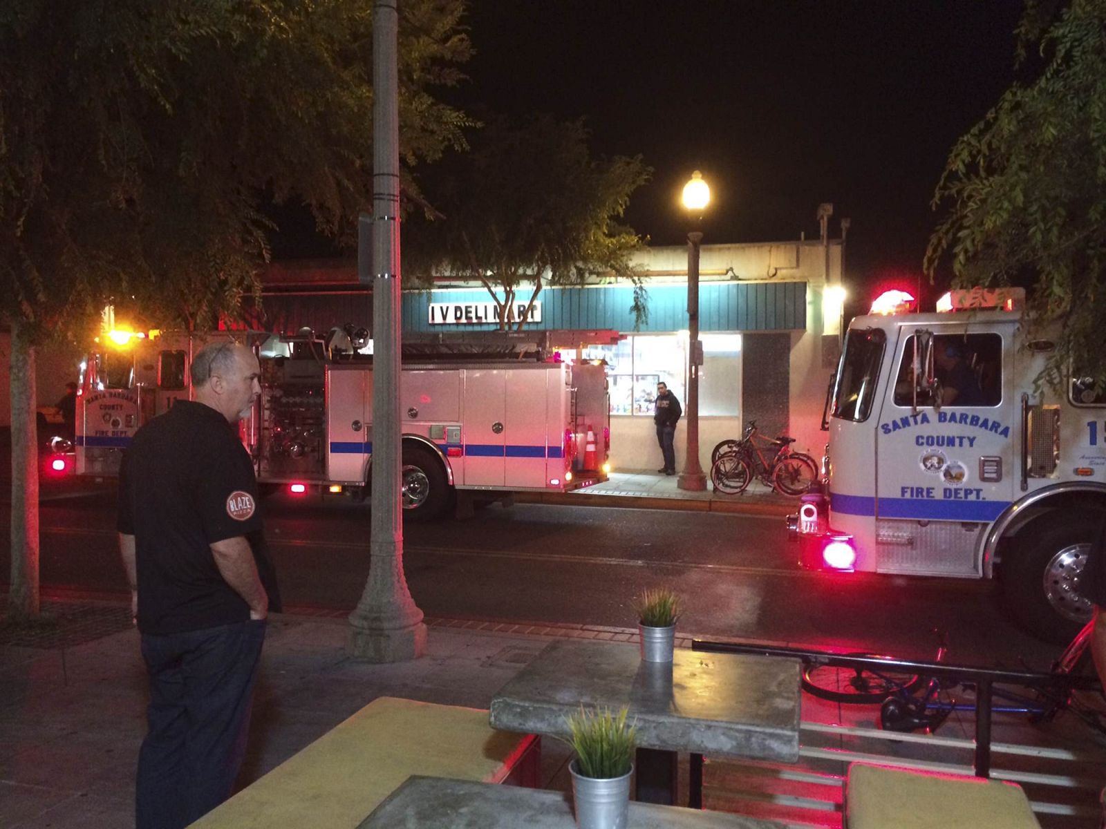 Entre los fallecidos se encuentra el hombre que ha disparado mientras recorría las calles en coche.