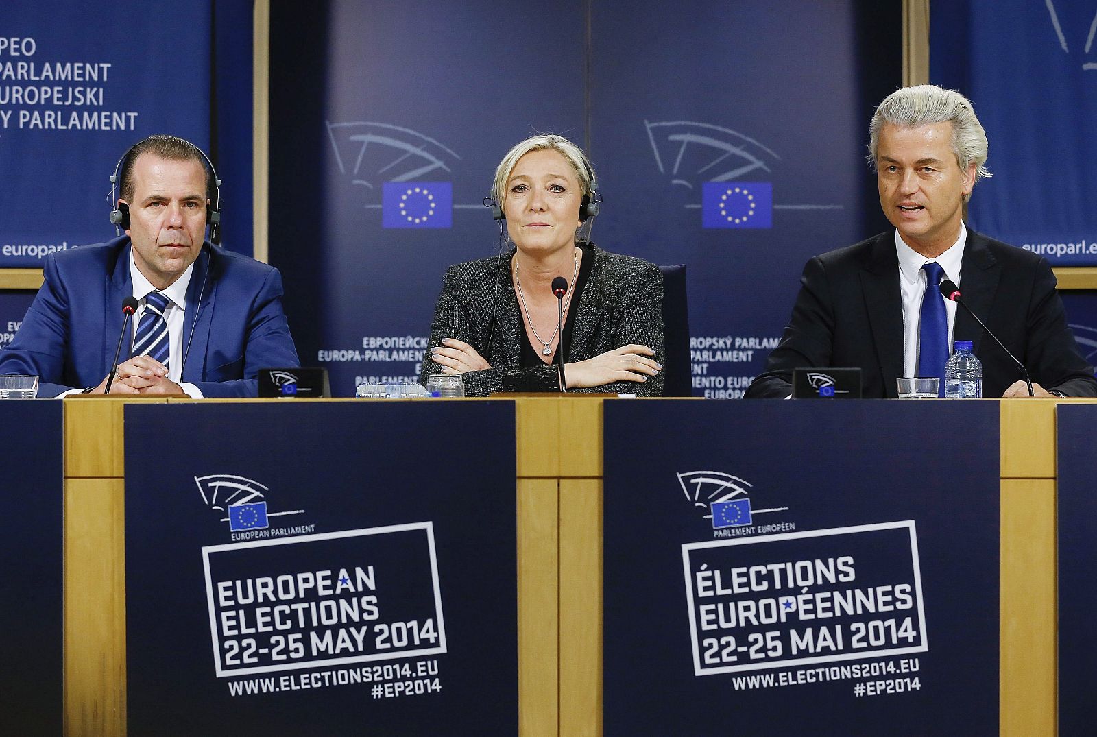 Harald Vilimsky, Marine Le Pen, y Geert Wilders