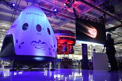 Space X presenta una nave para transportar astronautas a la EEI sin depender de Rusia