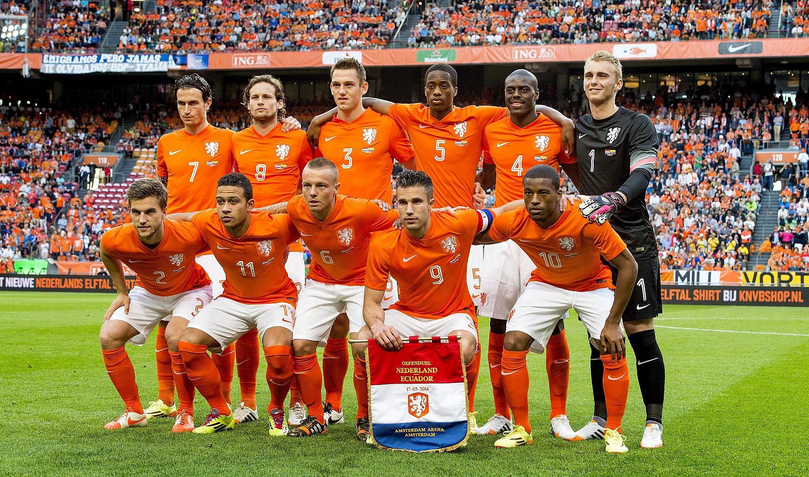 La selección holandesa posa antes de un amistoso de preparación