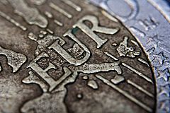 Bruselas propone que Lituania entre en el euro en enero de 2015