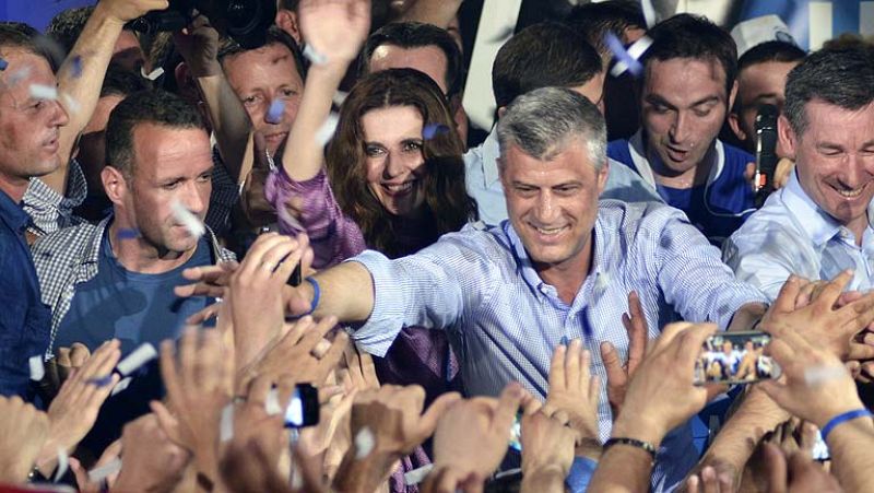 El primer ministro Thaci renueva su tercer mandato al frente del gobierno de Kosovo