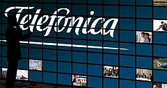 Telefónica ofrece a Mediaset 295 millones para hacerse con el 100% de Digital+