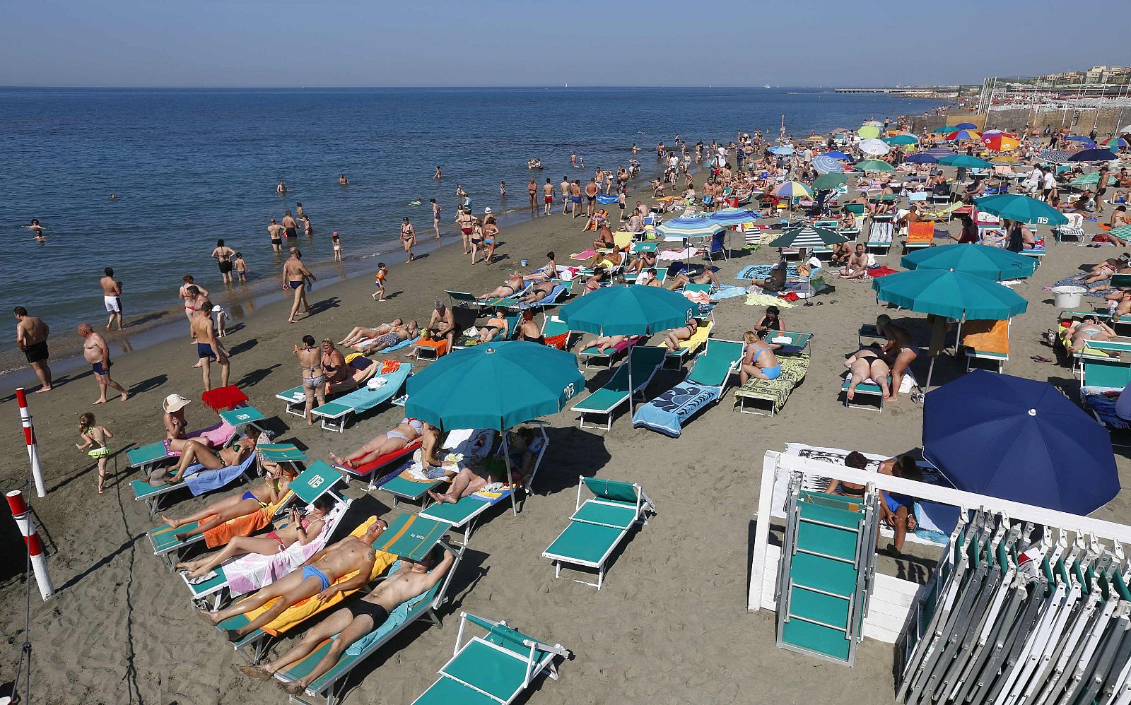 La playa de Ostia, cerca de Roma