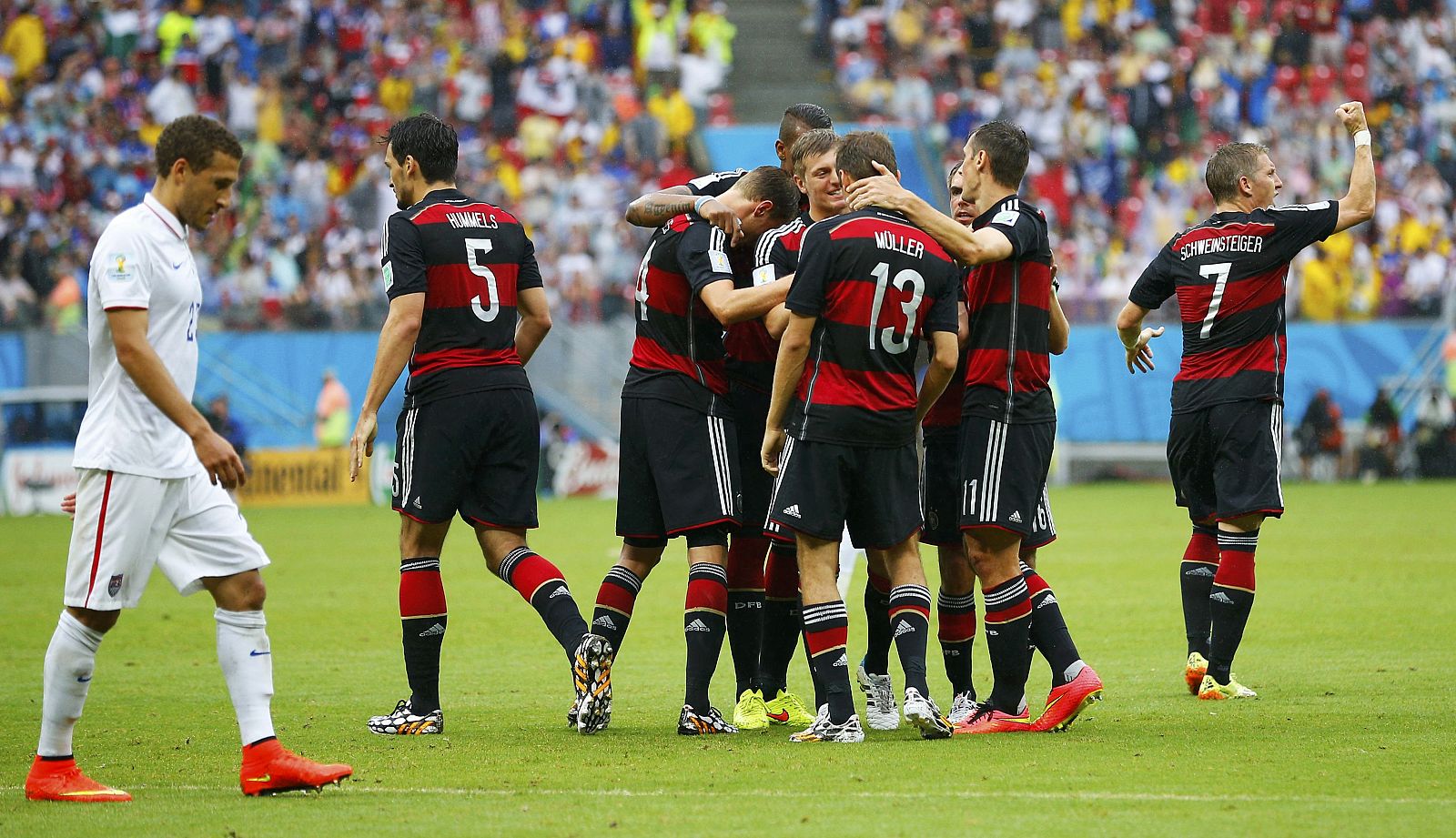 El alemán Thomas Müller celebra el gol de la victoria.