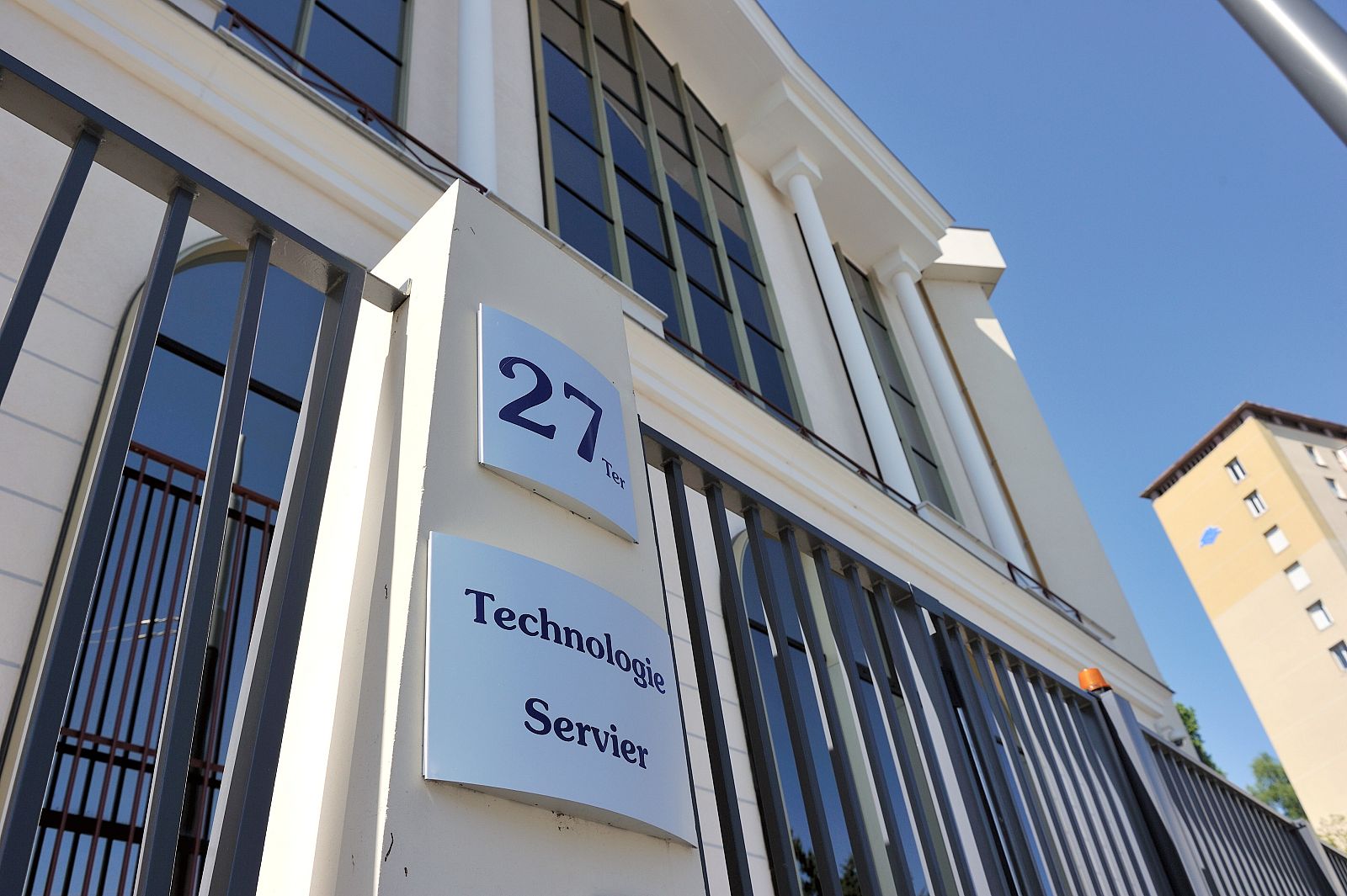 Sede central en el sur de París del gigante farmacéutico francés Servier