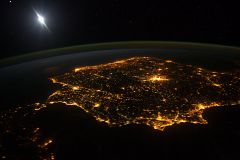 Un proyecto invita a aficionados a la astronomía a identificar 1.700 fotos tomadas por astronautas
