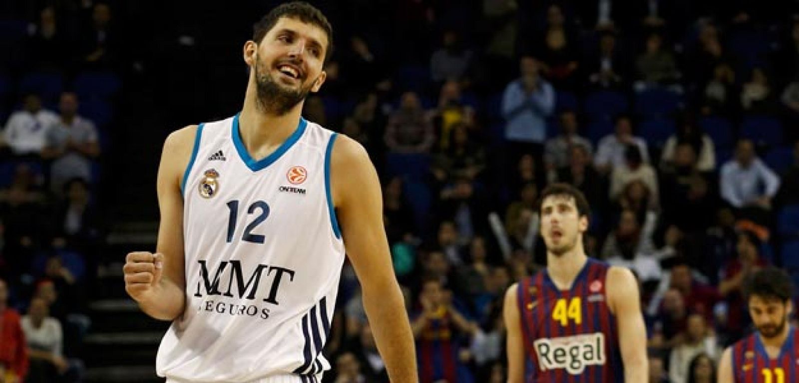 El madridista Nikola Mirotic durante un partido frente al Barcelona
