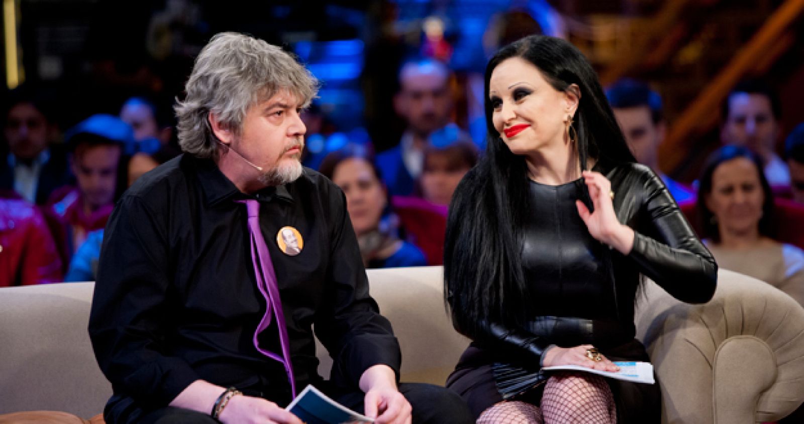 Alaska y Javier Coronas, los presentadores del programa