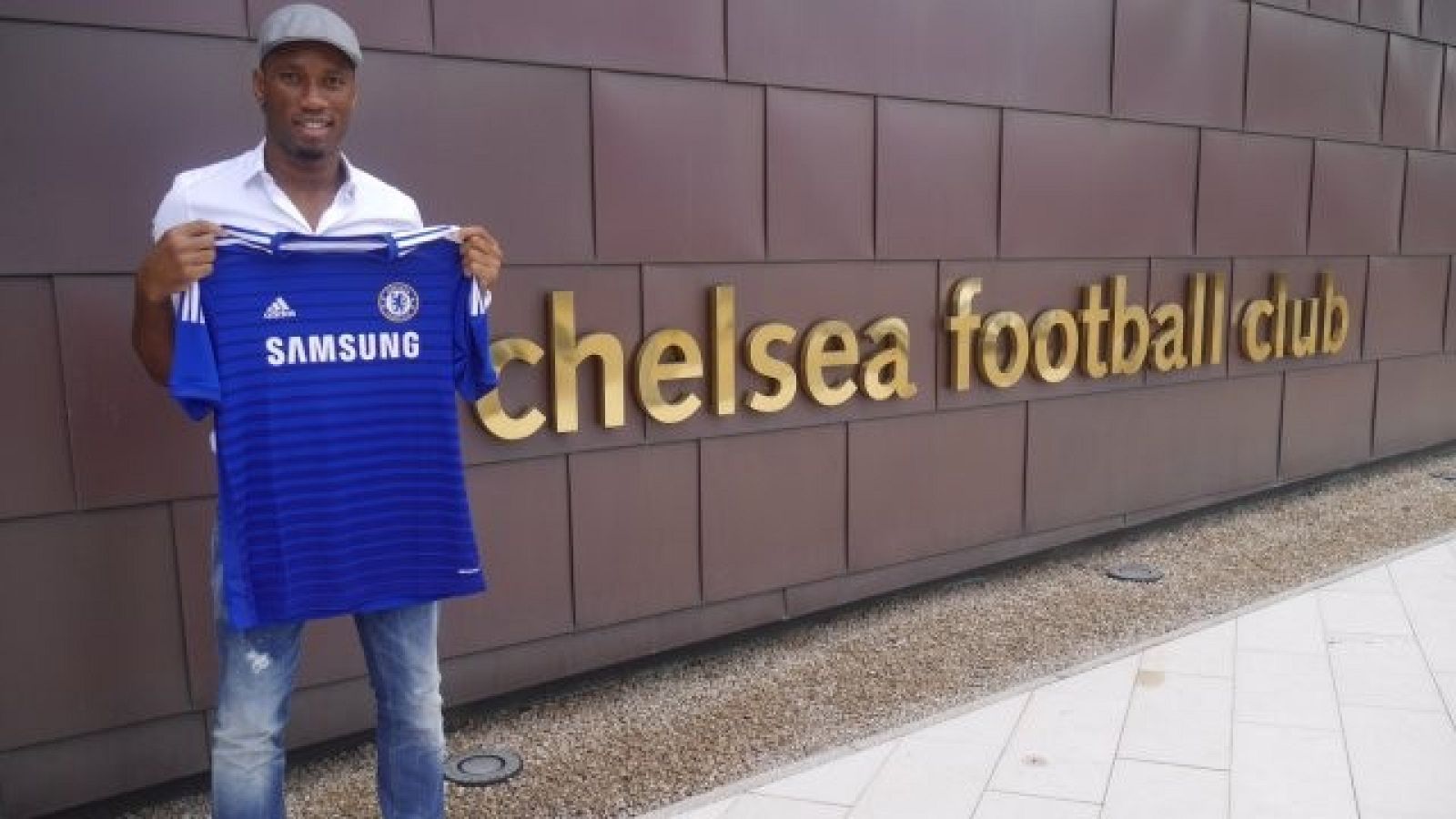 drogba-signsimgpng