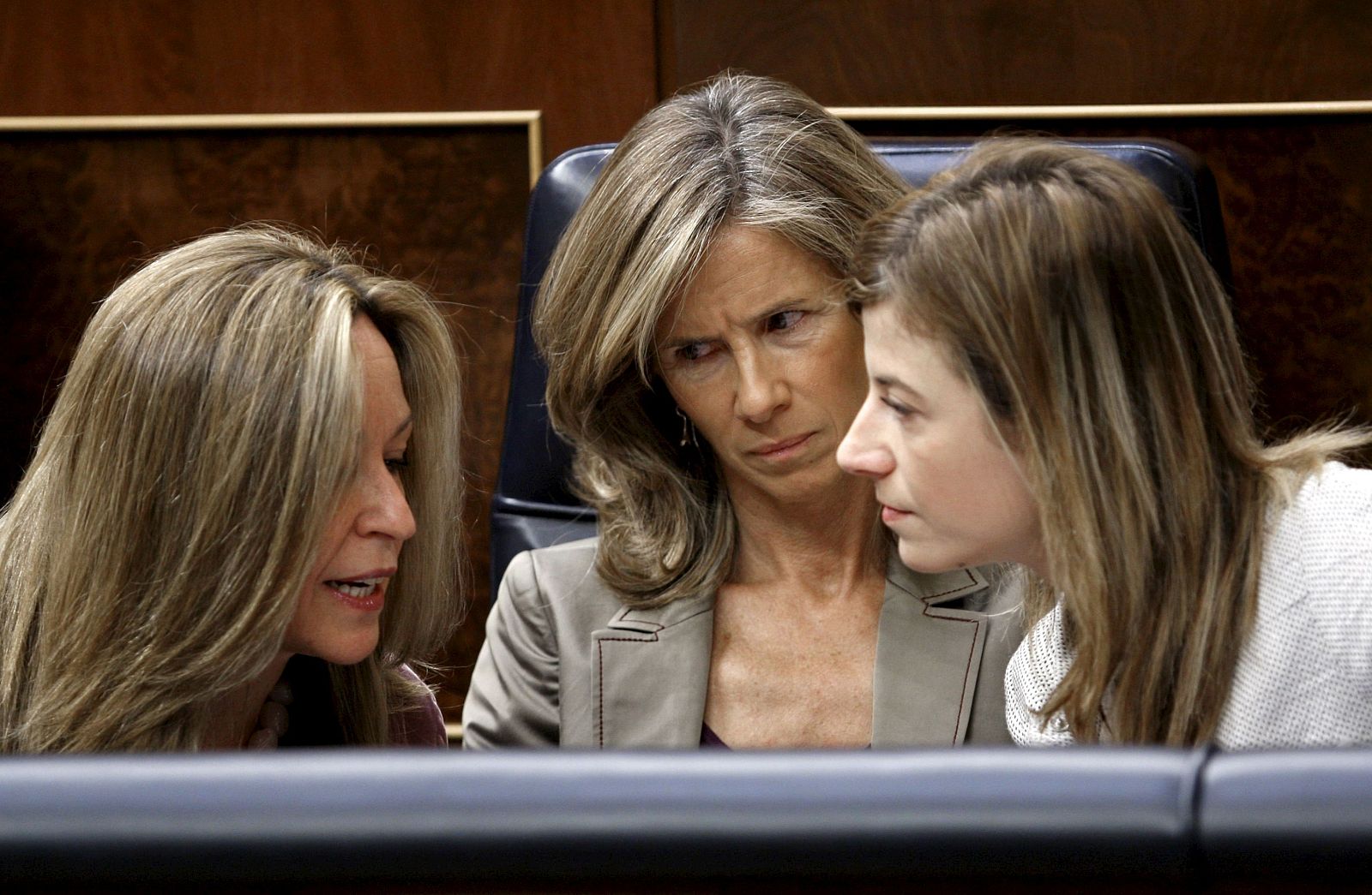 Dispositivo policial desplegado en la frontera de Beni-Enzar de Melilla tras la avalancha de inmigrantes