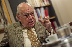 Admitida a trámite la denuncia de Manos Limpias contra el expresidente Jordi Pujol y su mujer