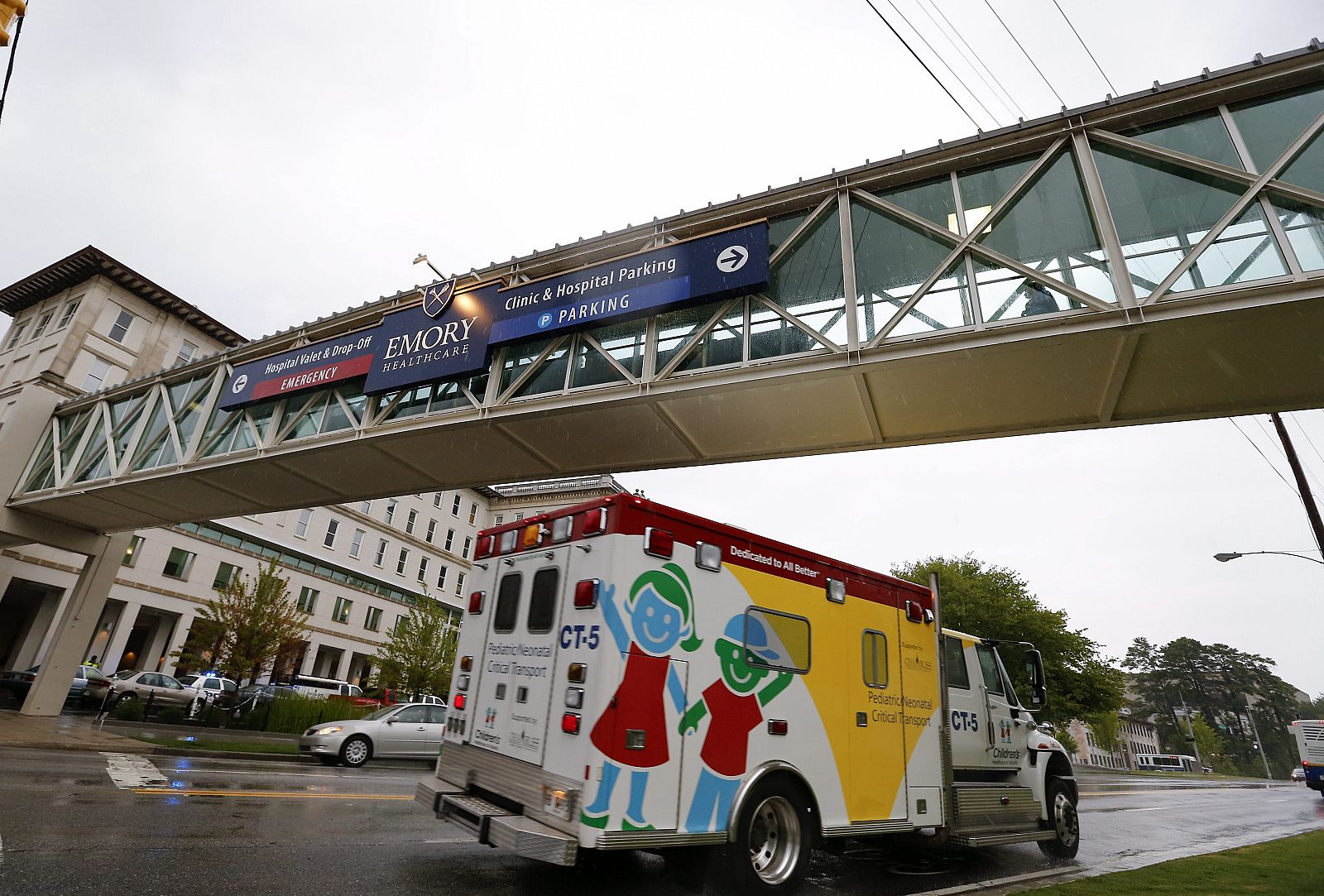 Vista del Hospital Universitario Emory en Atlanta, Georgia (EEUU), en donde un paciente infectado por el virus del ébola en el África Occidental recibirá tratamiento.