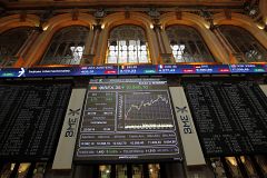 El bono a diez años marca un mínimo histórico en el 2,26% mientras que el IBEX 35 sube un 1,81%
