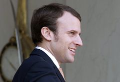 Macron, el ala liberal del Partido Socialista, se hace con las riendas de la economía de Francia