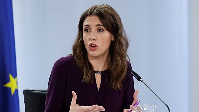 Igualdad obligará a los hospitales públicos a practicar abortos y eliminará el consentimiento paterno a partir de 16 años