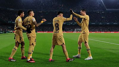 Betis 1-2 FC Barcelona: Rapinha y Lewandowski rescatan tres puntos del Villamarín