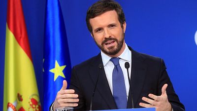 Casado condiciona su apoyo a una ley de la Corona a que la "refuerce" y no toque la Constitución