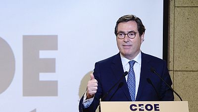 La CEOE muestra su rechazo a la propuesta de los sindicatos para vincular las subidas salariales al IPC