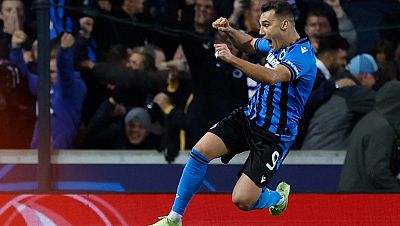 El Brujas golpea al Atlético en la gran noche europea de Jutglà
