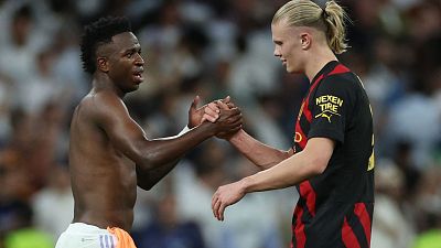 Vinicius le gana el primer duelo de estrellas al Haaland más irreconocible