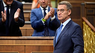 Feijóo busca los apoyos contra reloj mientras Sánchez espera que llegue su turno: las claves a un mes de la investidura