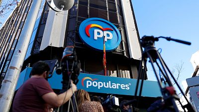 Casado resiste la presión con críticas dentro de la cúpula y convoca para el lunes que viene la Junta Directiva Nacional