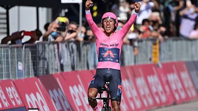 Egan Bernal regresa a lo grande