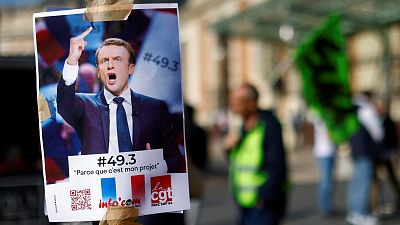 El estallido social por la reforma de las pensiones en Francia deja a un Gobierno "tocado" y una oposición "sin balas"