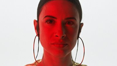 Blanca Paloma, de la vulnerabilidad a la fuerza del rito en el videoclip de "Eaea": así fue el rodaje
