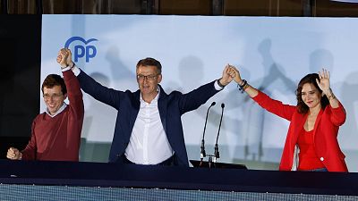 El PP arrasa y da un vuelco al mapa electoral pero necesitará a Vox para gobernar: "El cambio es imparable"